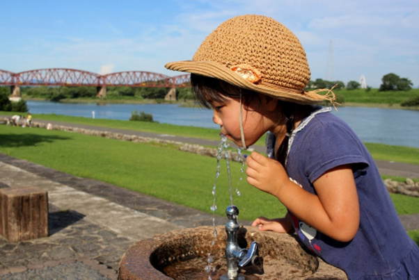 子供の便秘対策に、親がしてあげられる10のこと